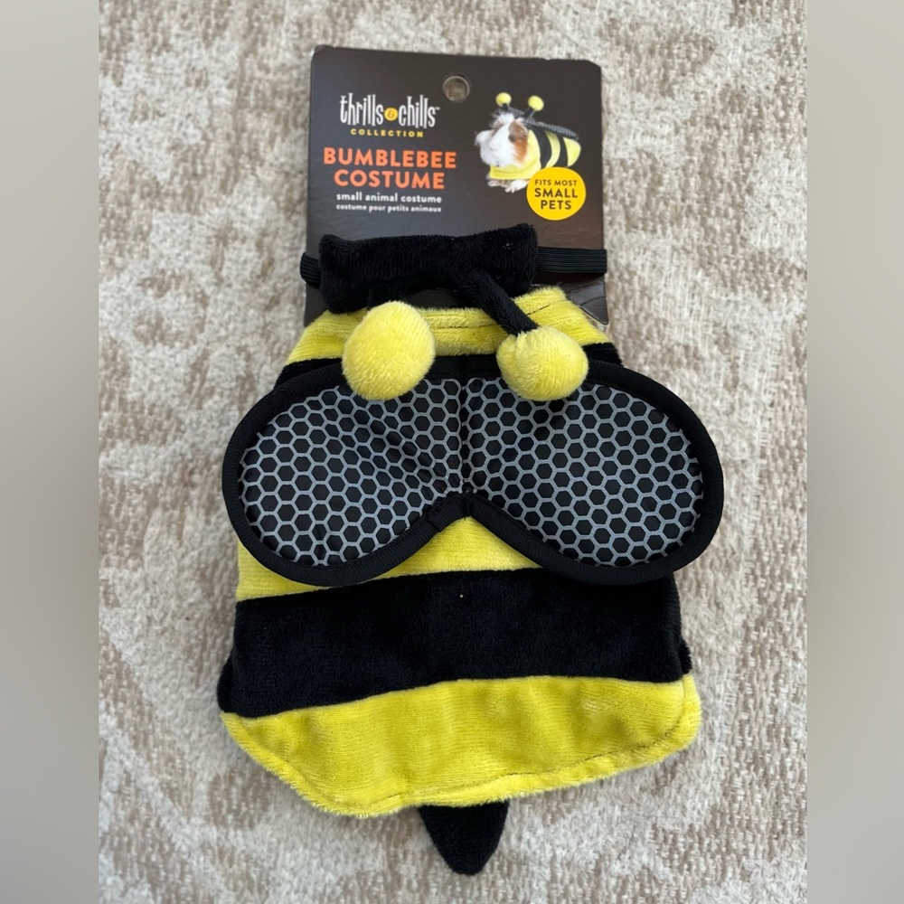 Petsmart Thrills & Chills halloween BUMBLEBEE
COSTUME pet costume small animal